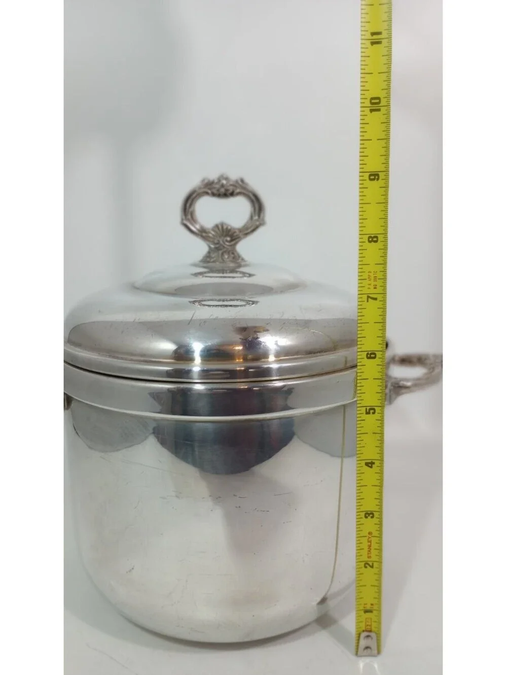 Vintage SHERIDAN Silver Plate Milk Glass Liner Ice Bucket with Lid Ornate Handle